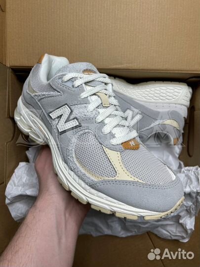 Кроссовки New Balance 2002r оригинал серые