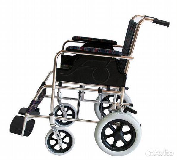 Кресло-каталка инвалидная облегченная FS860LB