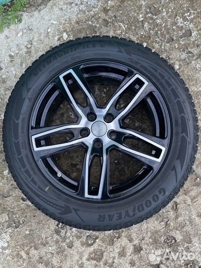 Колеса в сборе 235/55 R18 Зима
