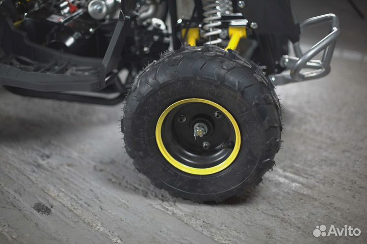 Квадроцикл Yacota Renegade желтый