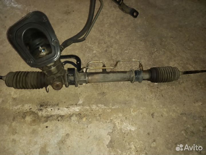 Рулевая рейка Nissan Almera N15