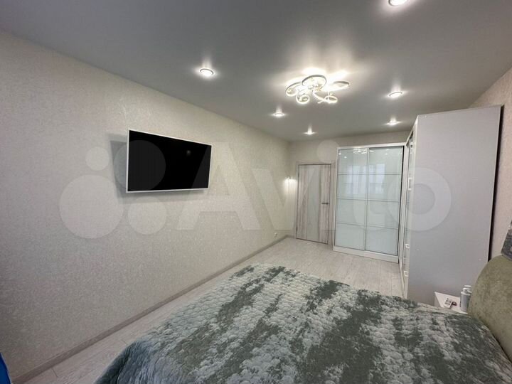 2-к. квартира, 100 м², 16/16 эт.