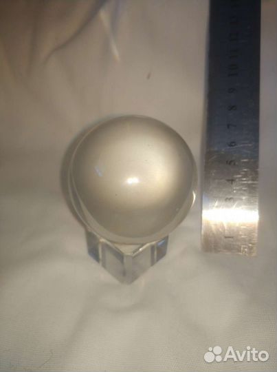 Стеклянный шар