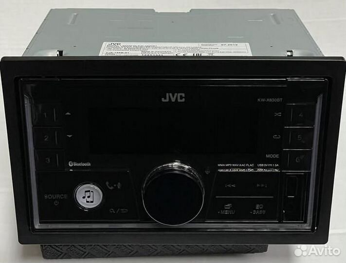 Автомагнитола JVC KW-X830BT