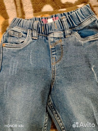 Джинсы для девочки 104-110