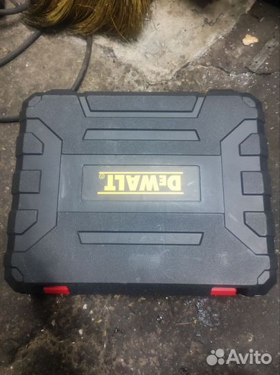 Шуруповерт dewalt 36v