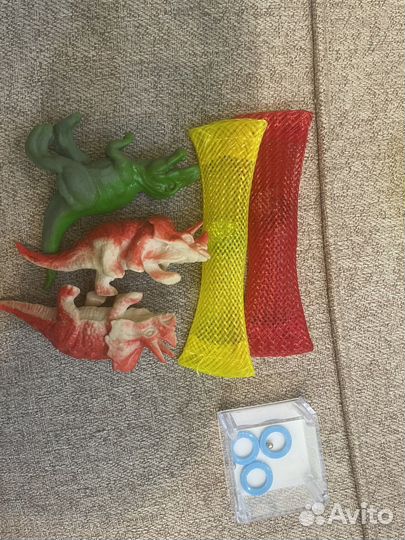 Игрушки-антистресс, головоломки