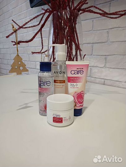 Avon: Набор для ухода за кожей лица