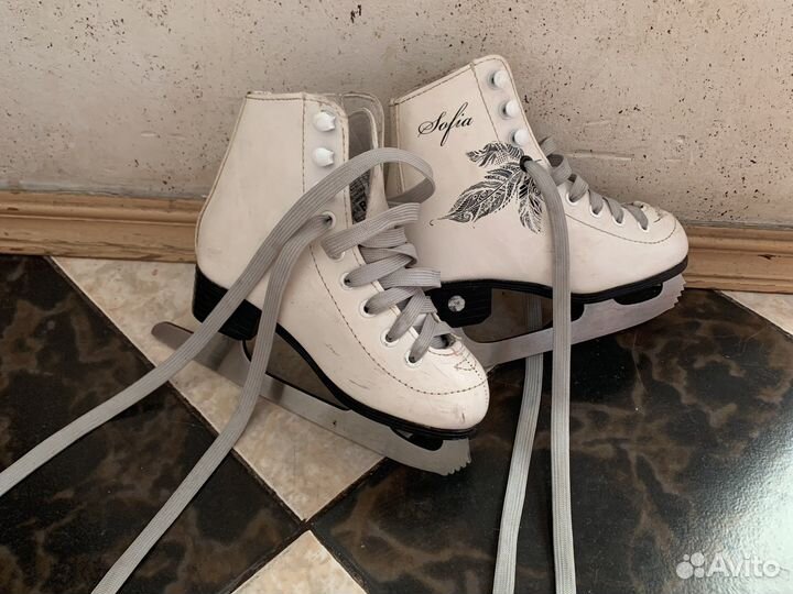 Коньки 2 пары