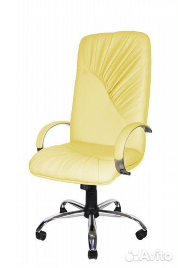 Офисное кресло