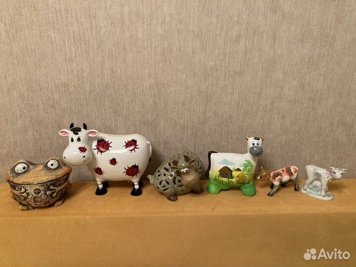 Коровы,коты,лягушки много