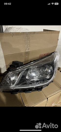 Фары (правая, левая) Kia Rio