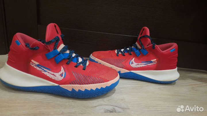 Баскетбольные кроссовки nike