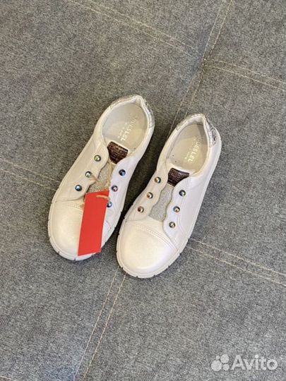 Ботинки для девочки 32 размера