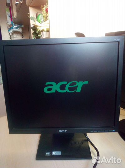 Монитор 17 acer V173 неисправен