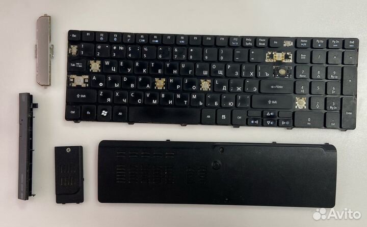 Ноутбук Acer Aspire E1-531 в разборе