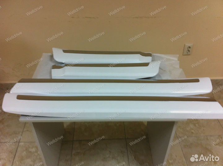 Молдинги Lexus LX570 450D широкие белый перламутр