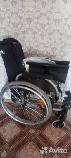 Коляска инвалидная