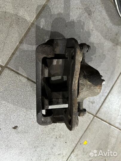 Суппорт hyundai solaris