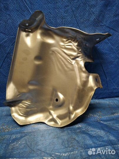 Кожух выпускного коллектора Renault Logan 2 L8 K4M