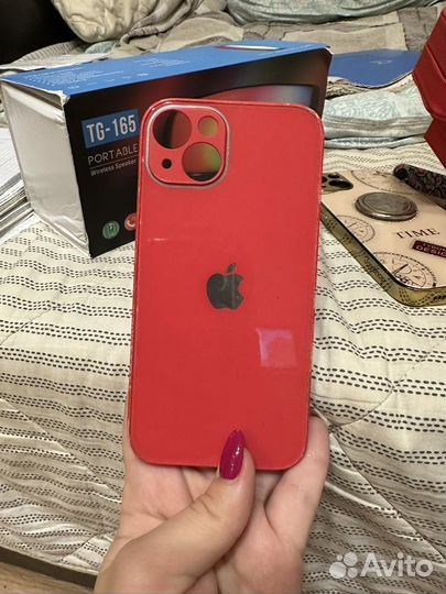 Чехол на iPhone 13