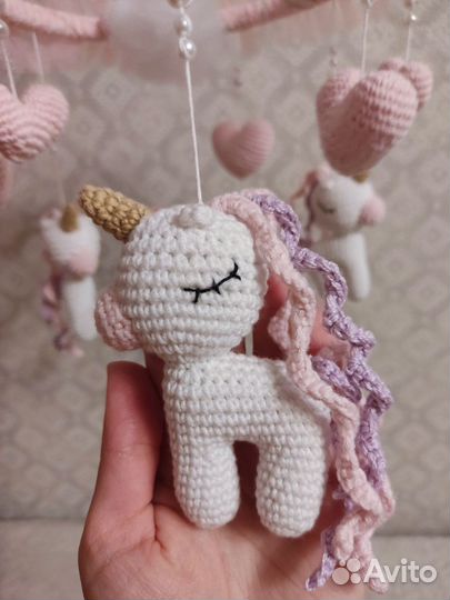 Мобиль в кроватку Единороги