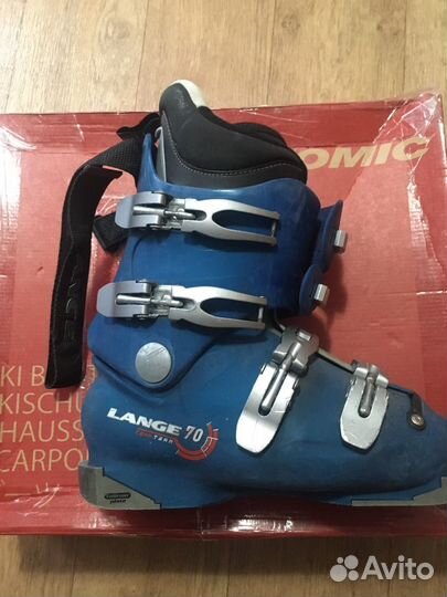 Горнолыжные ботинки atomic