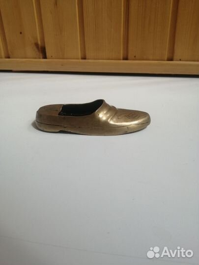 Пепельница из латуни. Клейма никакого нет