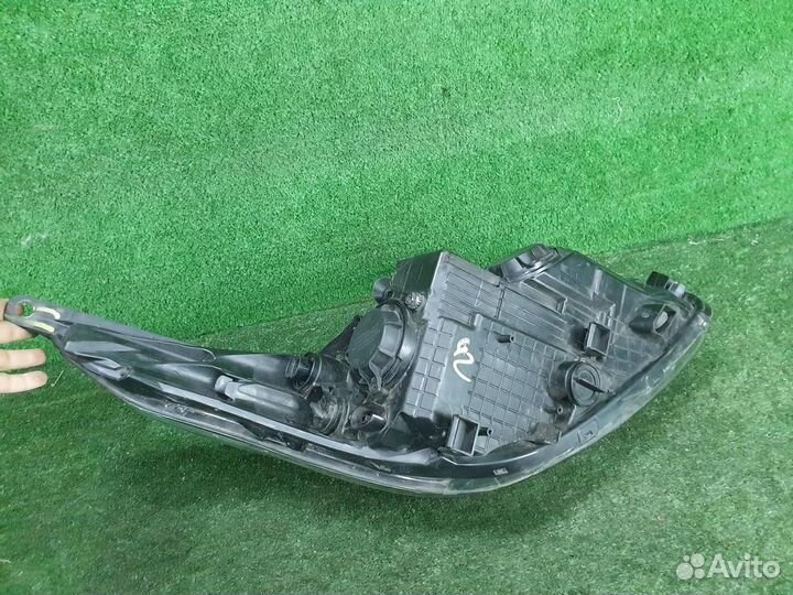 Фара левая Kia Ceed