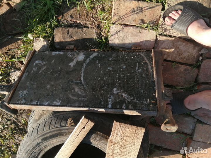 Радиатор на ниву 2121