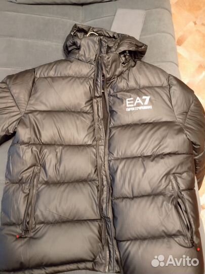 Куртка зимняя EA7