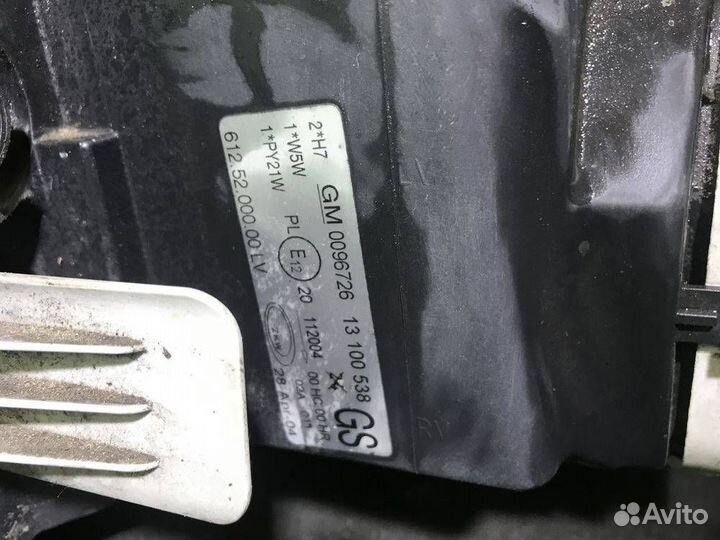 Фара правая галоген Opel Corsa C 2003-2006 Рес