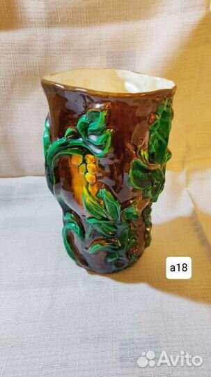 Вазы из стекла, фарфора и керамики, декоративные т