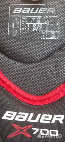 Нагрудник хоккейный bauer