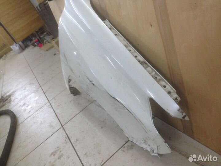 Крыло правое прадо 150