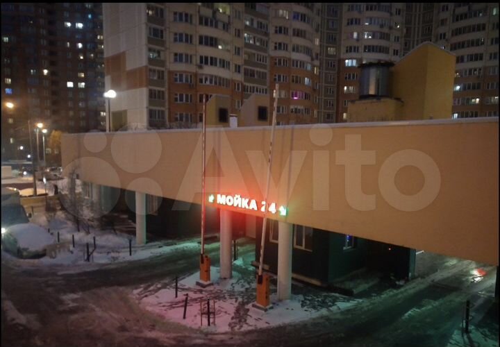 Машиноместо, 14 м²