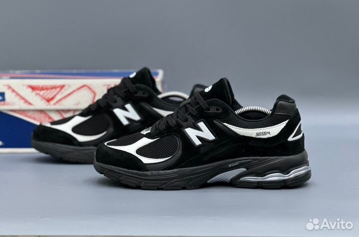 New Balance 2002R мужские кроссовки