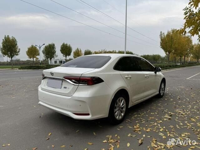 Toyota Corolla 1.2 CVT, 2021, 23 000 км