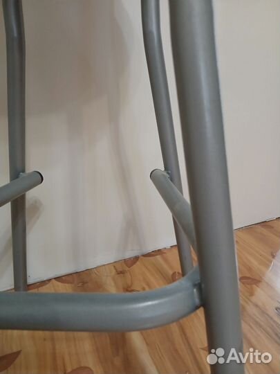 Барный стул