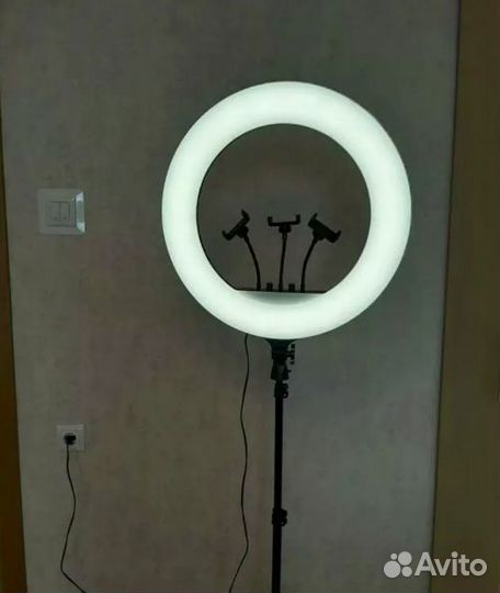 Кольцевая Лампа Со Штативом Большая