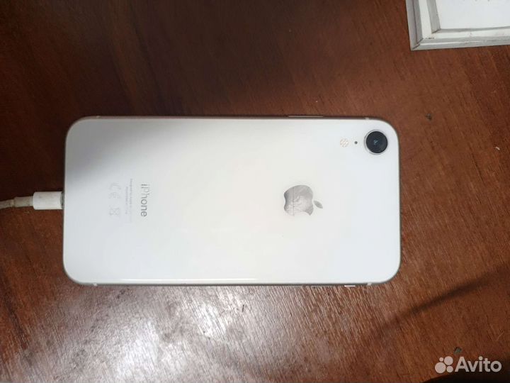 iPhone Xr, 64 ГБ