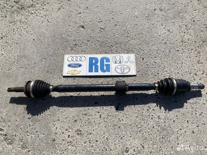 Привод правый Toyota Avensis 3 седан 270 1 2010