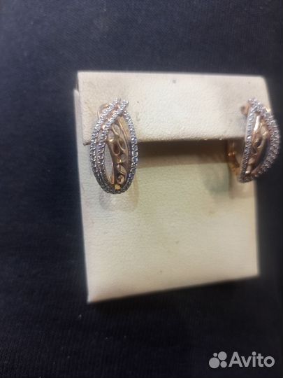 Золотые серьги