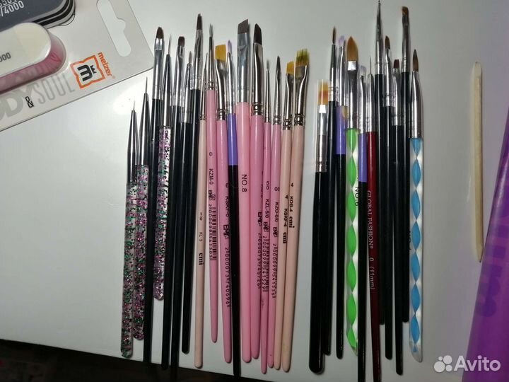 Кисти для маникюра, декорации для дизайна,гели EMI