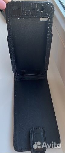 Чехлы на телефон