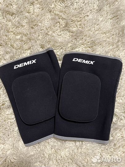 Наколенники