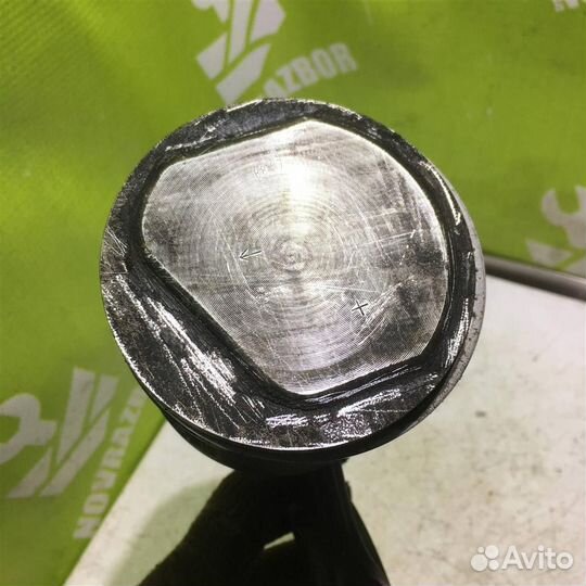 Поршень с шатуном бмв Е28