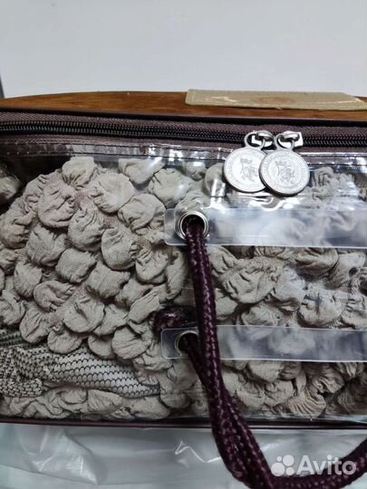 Чехлы на диван и 2 кресла новые