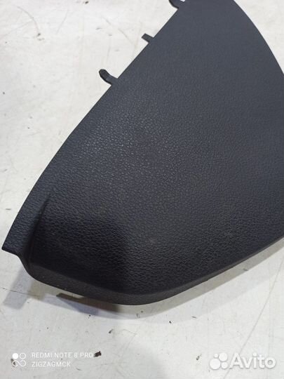 Накладка торпедо боковая(правая) (Audi Q8)