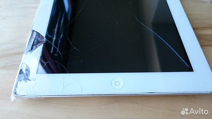 Apple iPad 2 A1395 неисправен экран битый